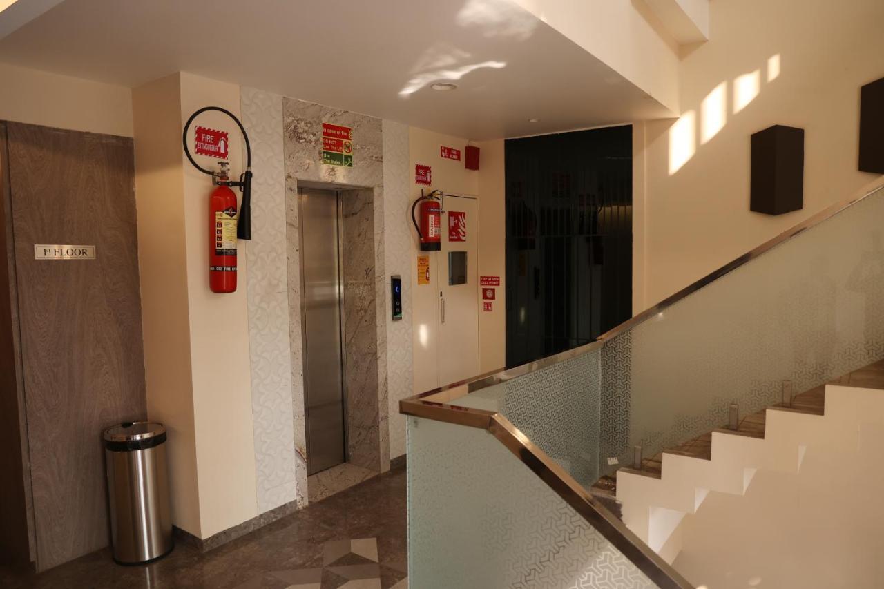 Hotel Pinaka Inn Lucknow Buitenkant foto