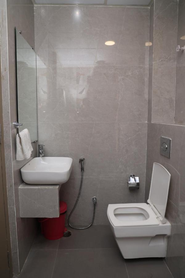 Hotel Pinaka Inn Lucknow Buitenkant foto