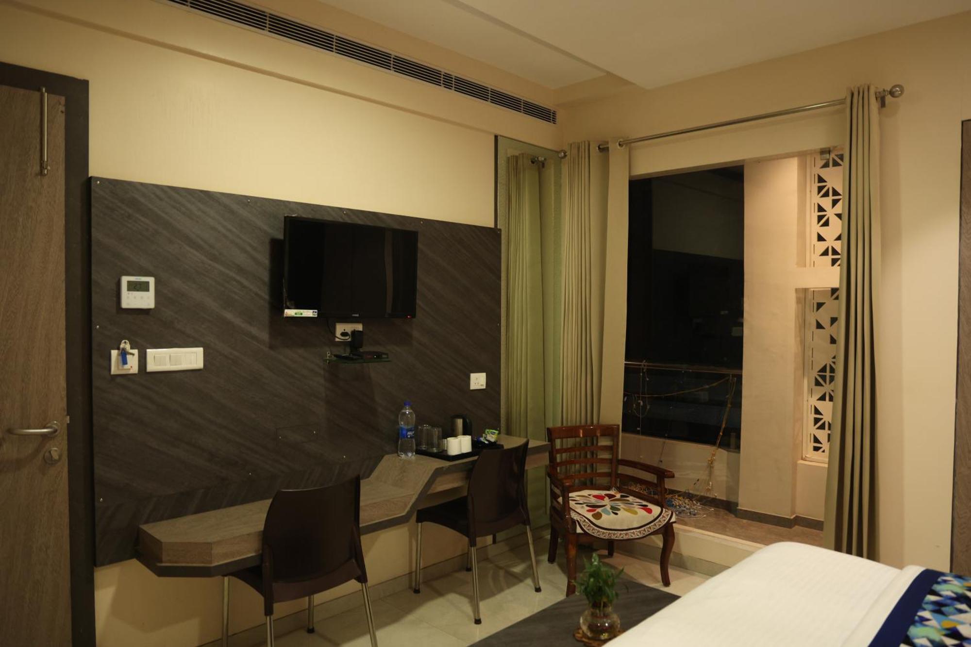 Hotel Pinaka Inn Lucknow Buitenkant foto