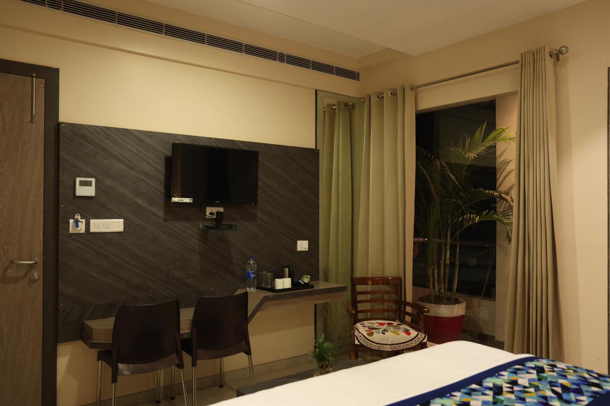 Hotel Pinaka Inn Lucknow Buitenkant foto