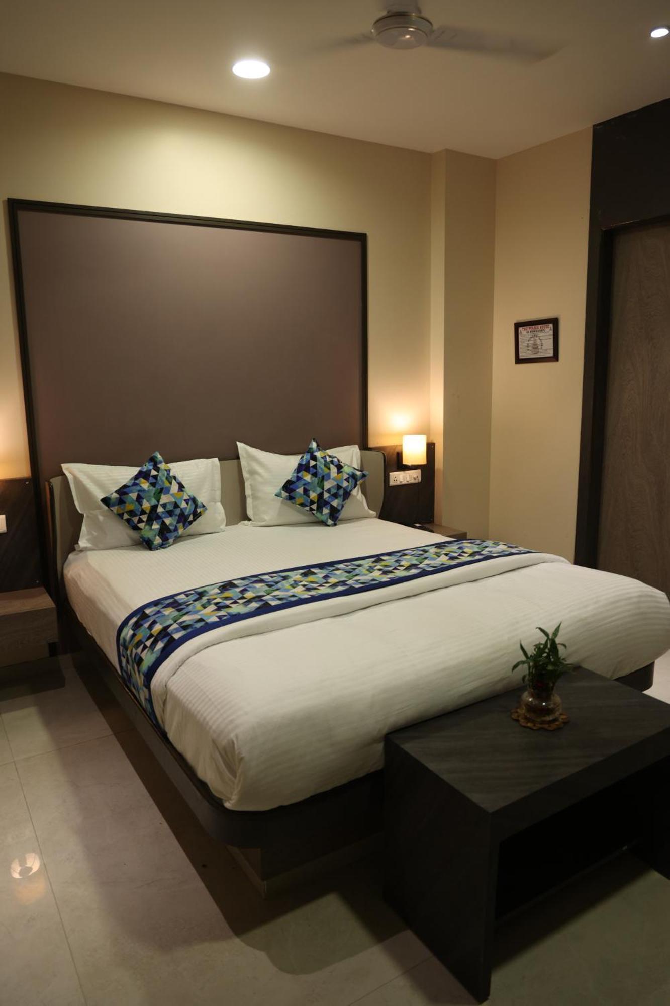 Hotel Pinaka Inn Lucknow Buitenkant foto
