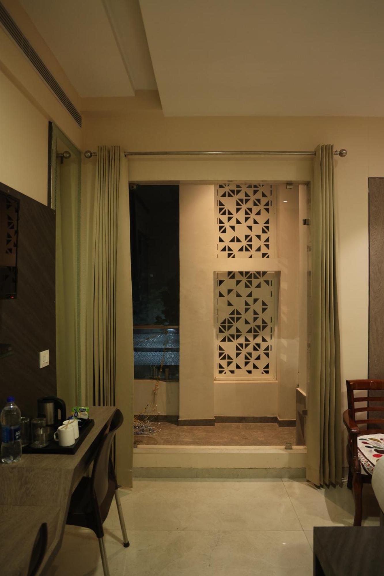 Hotel Pinaka Inn Lucknow Buitenkant foto
