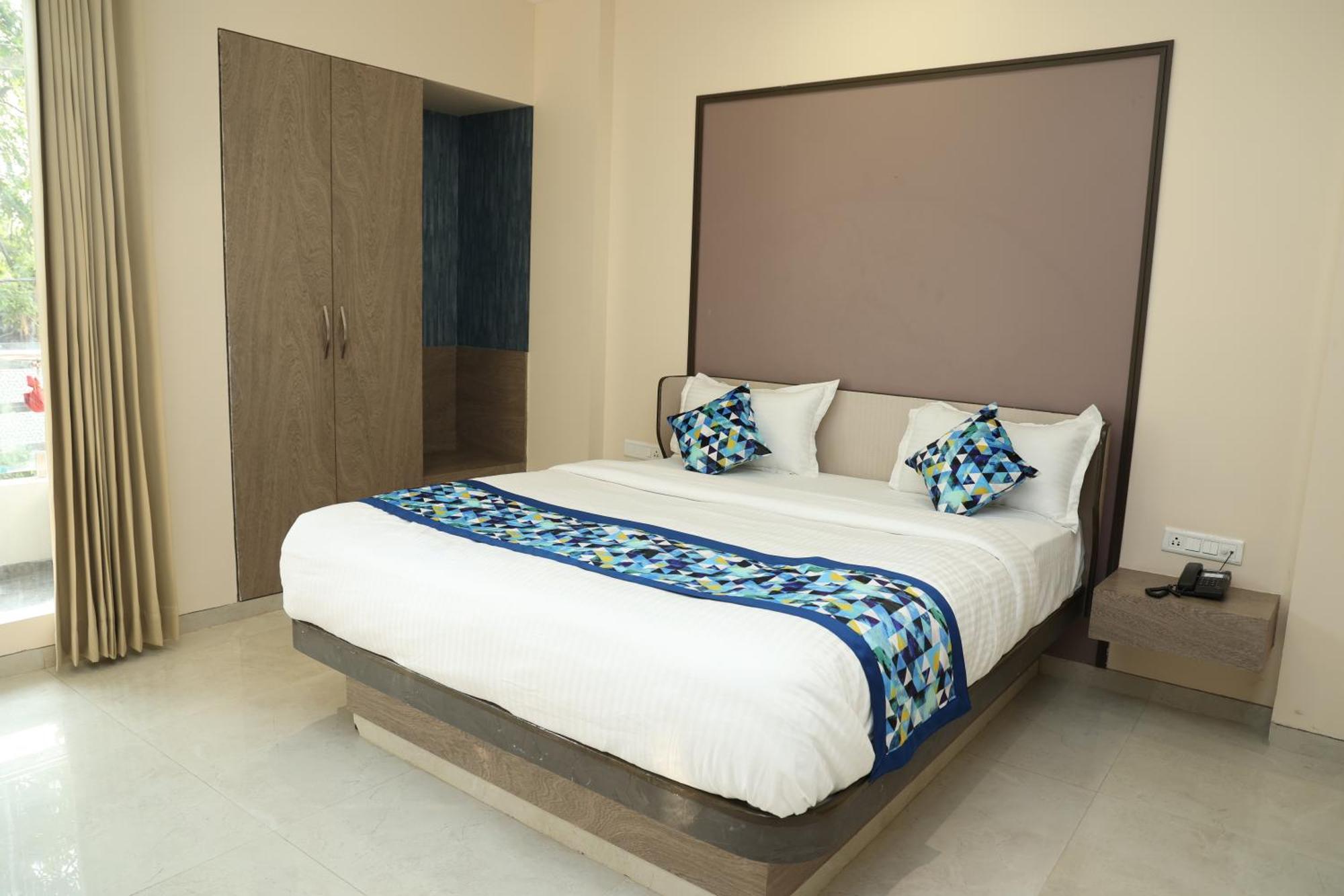 Hotel Pinaka Inn Lucknow Buitenkant foto